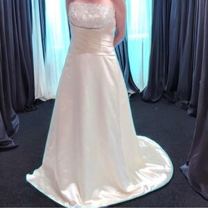 Moonlight Bridal Silk Wedding Dress Strapless Champagne Gown Chapel Train 12